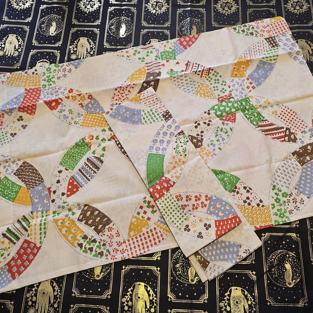 Vintage Patchwork Double Wedding Ring Pillowcases Multicolor on White